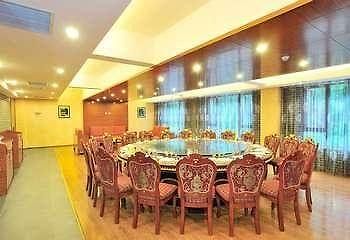 Luanchuan Re-Channel Ferry Lake Hotel Gucheng  Exterior photo
